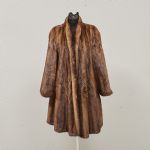 680598 Mink coat
